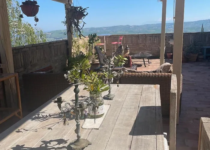 Casa Vusciche Lumen Sea View * Розето-дельи-Абруцци