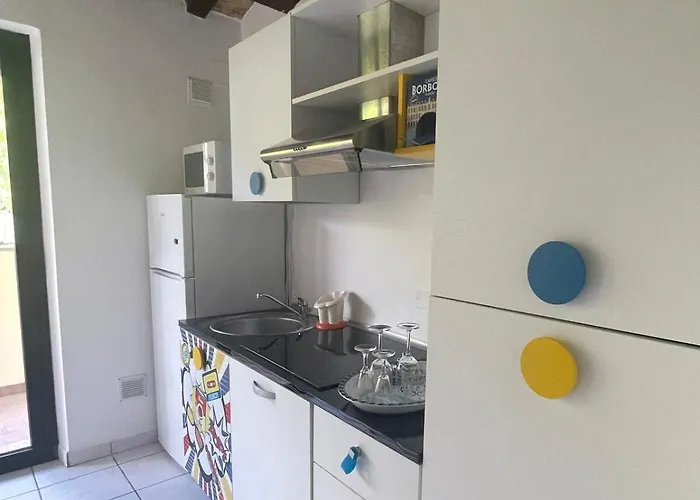 Casa Vusciche Lumen Sea View Апартаменты Розето-дельи-Абруцци